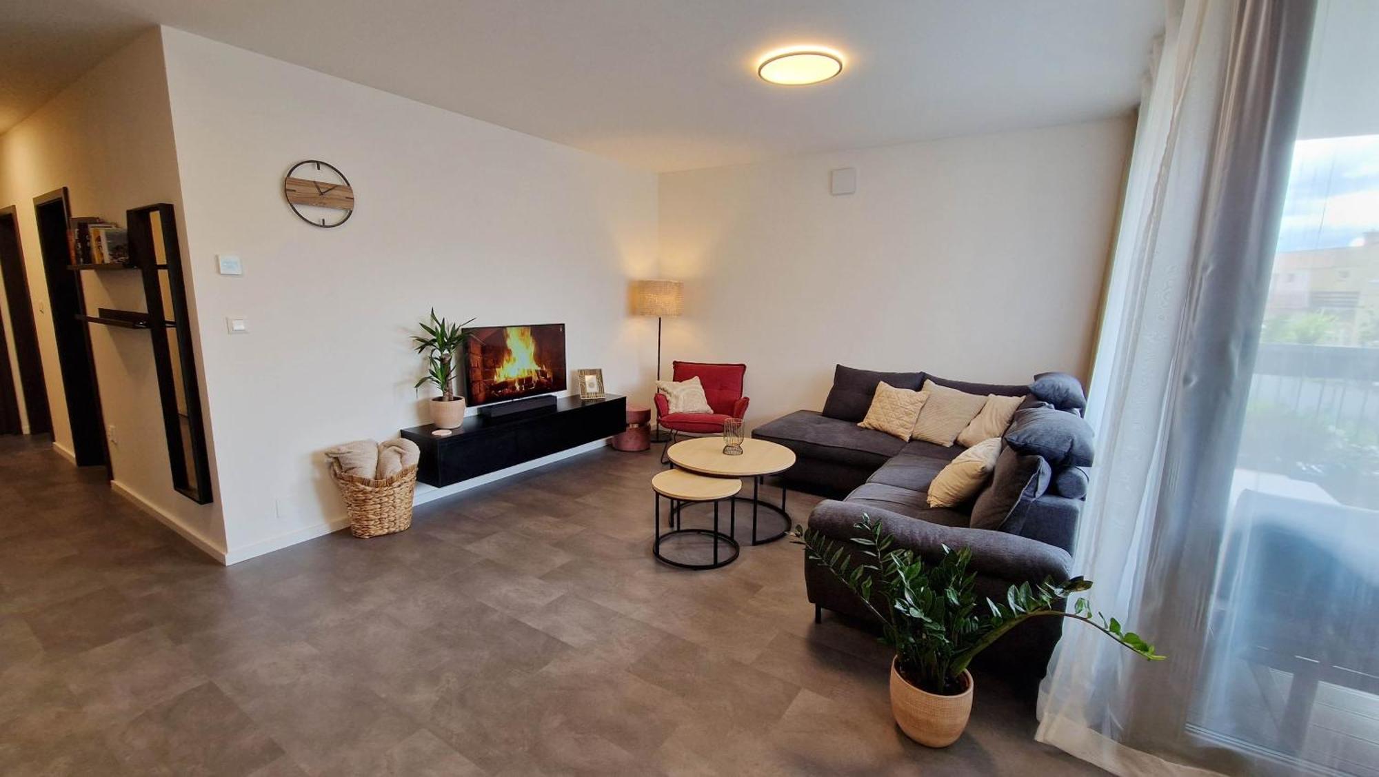 Hillshome - 84M2 Moderny Byt S Terasou Aj Saunou Liptovsky Mikulas Luaran gambar